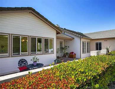 77 Via Larga Vista Bonsall, CA 92003