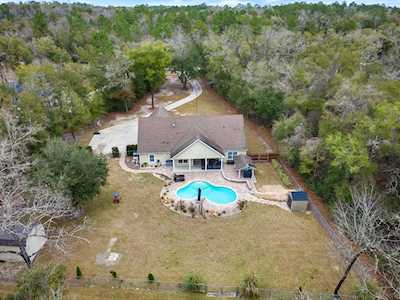 50 Carmen Rocio Ln Crawfordville, FL 32327