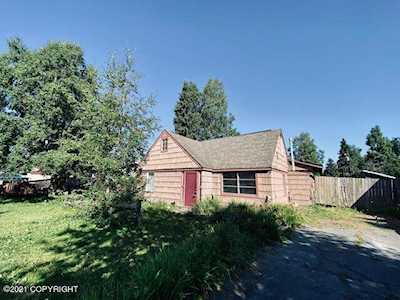 2396 Waldron Drive Anchorage, AK 99507