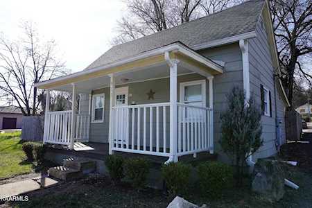 911 University Ave Knoxville, TN 37921