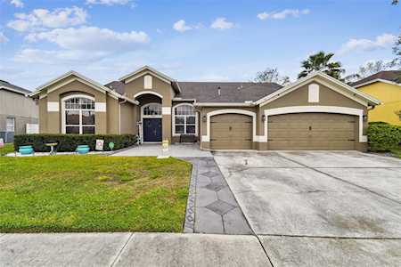 1536 Distant Oaks Dr Wesley Chapel, FL 33543