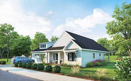 26 Woodstone Dr York, ME 03909