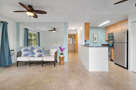 140 Uwapo Rd #14-104 Kihei, HI 96753