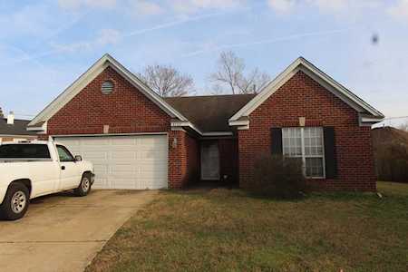 4563 Cedargreen Cv Unincorporated, TN 38128