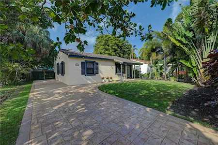1313 NW 2nd Ave Fort Lauderdale, FL 33311