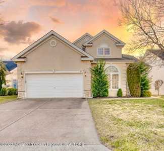 91 Pebble Beach Blvd Jackson, NJ 08527