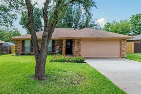 2907 Cripple Creek Trail Grapevine, TX 76051