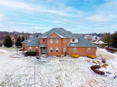 3935 Albany Ct Canfield, OH 44406