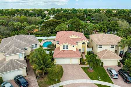 5039 Solar Point Drive Green Acres, FL 33463