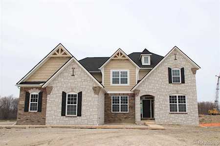 51262 Summer Breeze Dr Lyon Twp, MI 48167