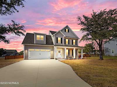 201 Willas Court Holly Ridge, NC 28445