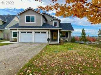 3641 NW Endicott ST Camas, WA 98607