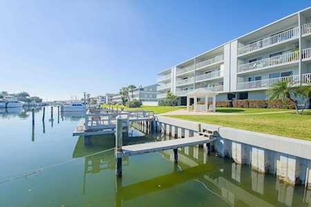 719 Pinellas Bayway S #103 Tierra Verde, FL 33715