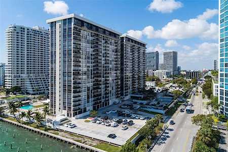 600 NE 36th St #1803 Miami, FL 33137