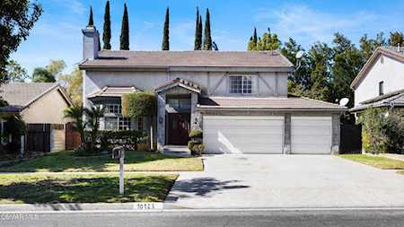 10123 White Oak Ave Northridge, CA 91325