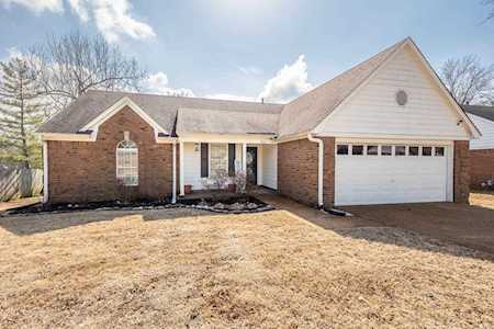 3316 Kenbridge Dr Bartlett, TN 38134