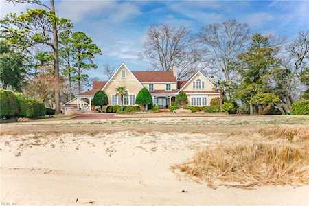 3743 Chesapeake Ave Hampton, VA 23661