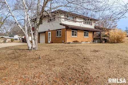 1327 W Michele Ln Peoria, IL 61614