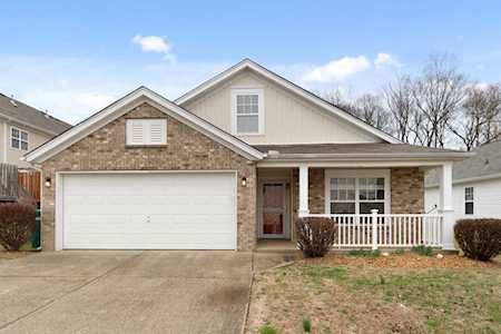1040 Lexington Farms Dr Spring Hill, TN 37174