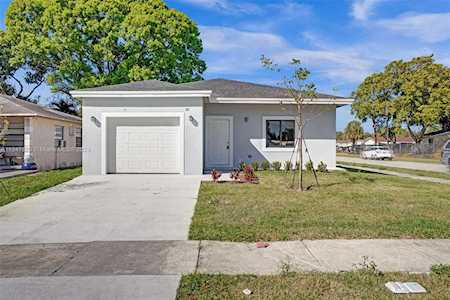 2811 NW 12th St Fort Lauderdale, FL 33311