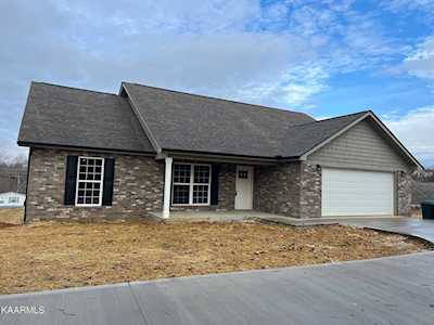 3004 Applegate Way Maryville, TN 37803