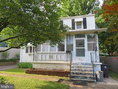 3812 Oliver St Hyattsville, MD 20782