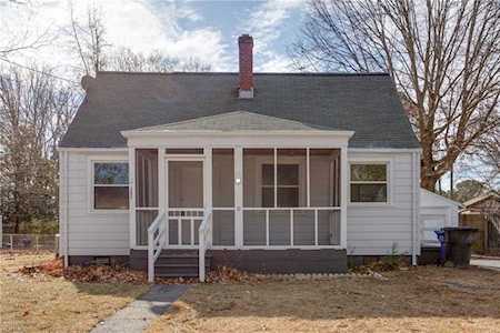 205 Park Manor Rd Portsmouth, VA 23701