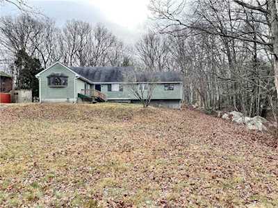 540 Klondike Rd Charlestown, RI 02813