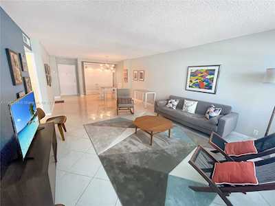 9511 Collins Ave #402 Surfside, FL 33154
