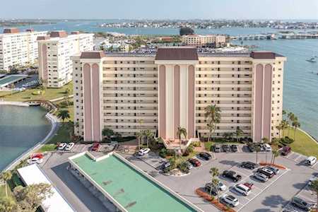4775 Cove CIRCLE #102 St. Petersburg, FL 33708