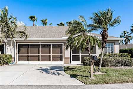 2901 Captains Ct Palmetto, FL 34221