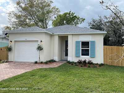 95 East Court Melbourne, FL 32904
