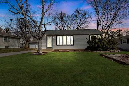 3606 Pheasant Dr Rolling Meadows, IL 60008