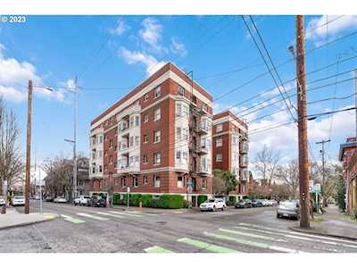 2083 NW Johnson ST #31 Portland, OR 97209