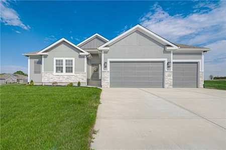 2044 Foxtail Dr Kearney, MO 64060