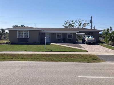 21717 Edgewater Dr Port Charlotte, FL 33952