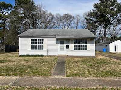 2420 Payne Rd Chesapeake, VA 23323