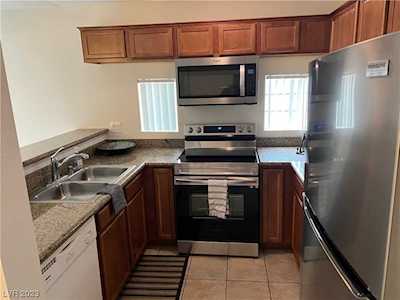 2101 Sealion Dr #205 Las Vegas, NV 89128