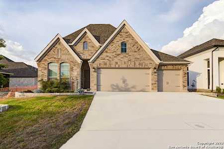 656 Arroyo Sierra New Braunfels, TX 78130