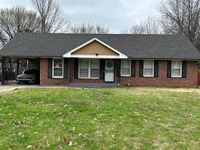 1744 Goodhaven Dr Memphis, TN 38116