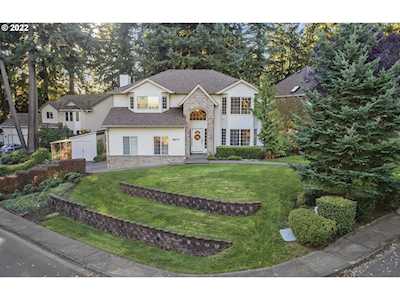 8650 SW Rogue LN Wilsonville, OR 97070