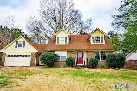 6412 NW Cedar Point Drive Huntsville, AL 35810