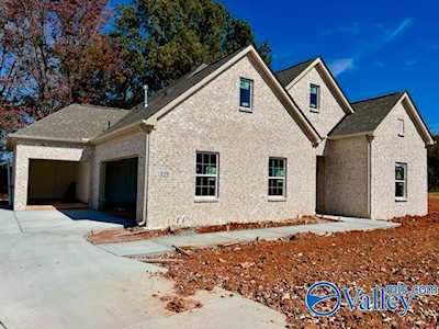 325 Creek Grove Avenue New Market, AL 35761