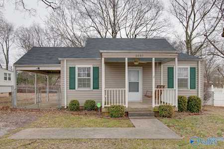 2037 Vanderbilt Drive Huntsville, AL 35801