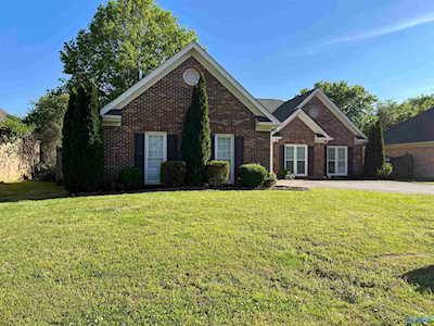 2514 SE Hamilton Drive Huntsville, AL 35803