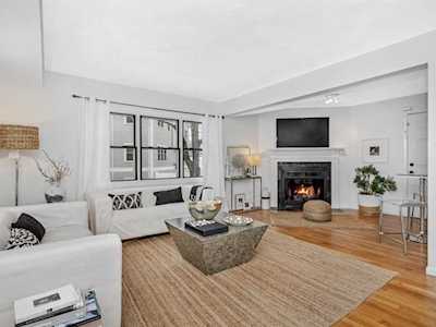 218 Florence St #2B Boston, MA 02131