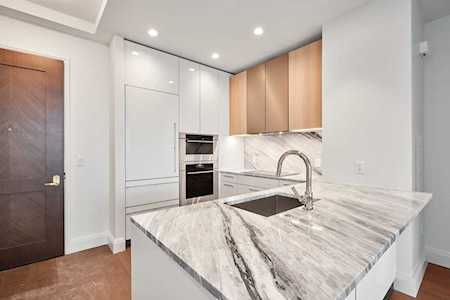 240 Devonshire Street #3907 Boston, MA 02110