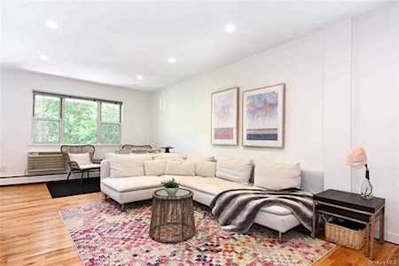 445 Broadway #1Q Hastings-On-Hudson, NY 10706