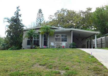 1120 3rd St N Safety Harbor, FL 34695