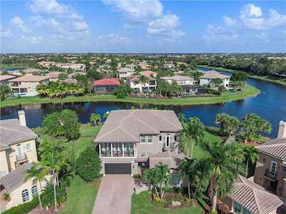 10930 NW 78th Pl Parkland, FL 33076